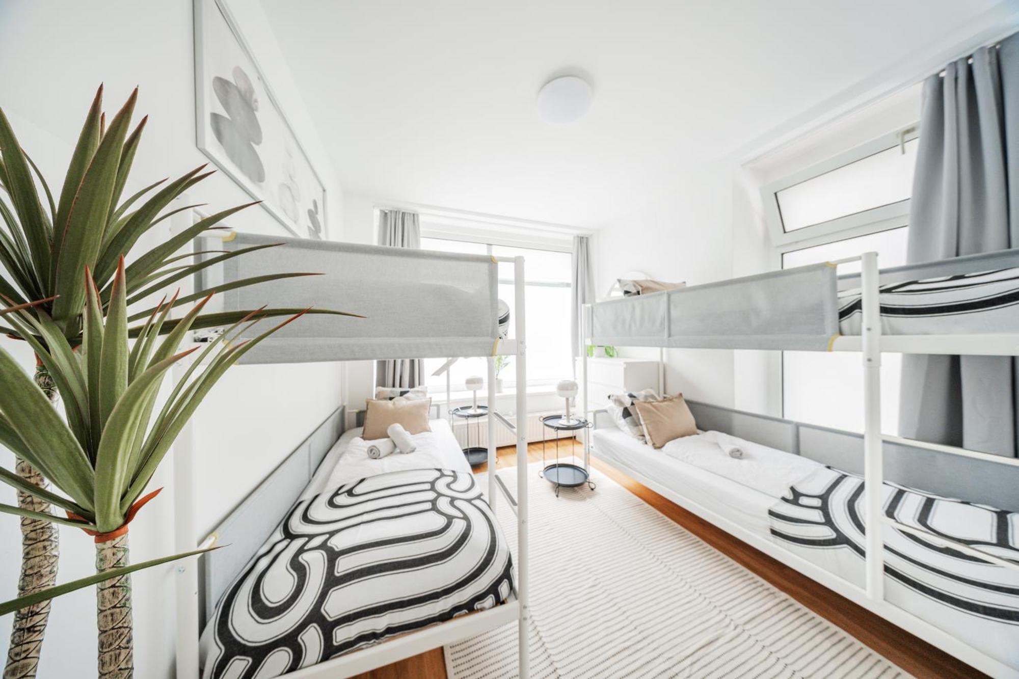 Central Apartment Lofts Вена Экстерьер фото